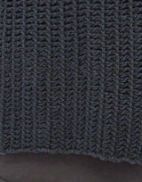 Pull en couches bleu et noir élégant