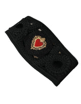 Μαύρος καμβάς διακοσμήσει τη ζώνη των γυναικών μέσης