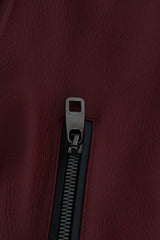 Giacca motociclista di motociclisti in pelle rossa radiante