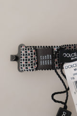 Elegante cravatta di seta nera