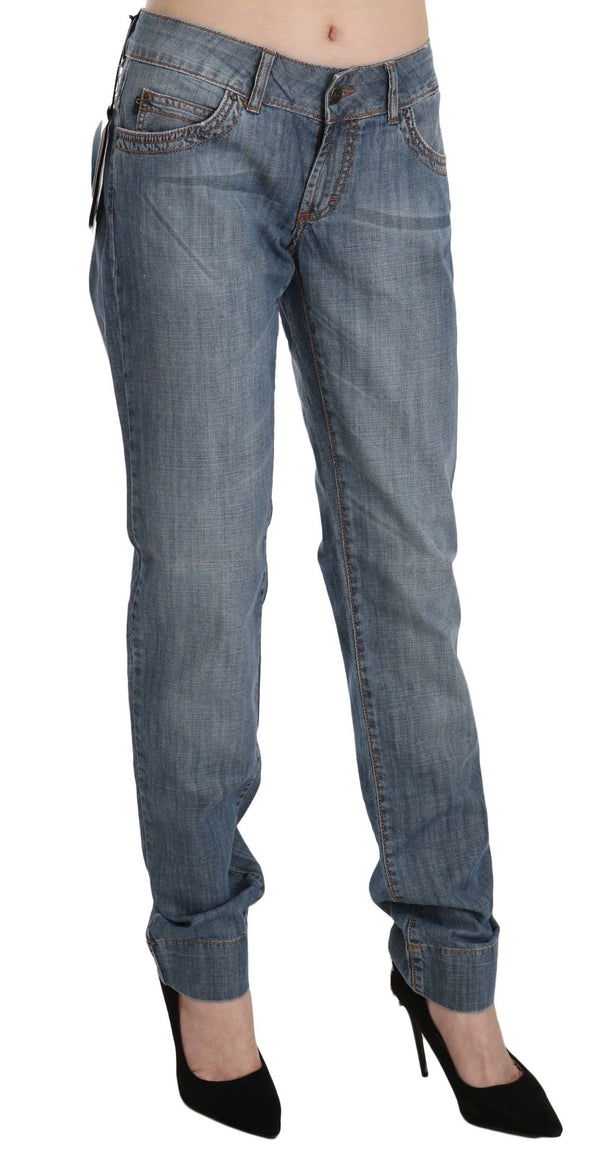 Jeans di denim chic blu lavati blu slim fit