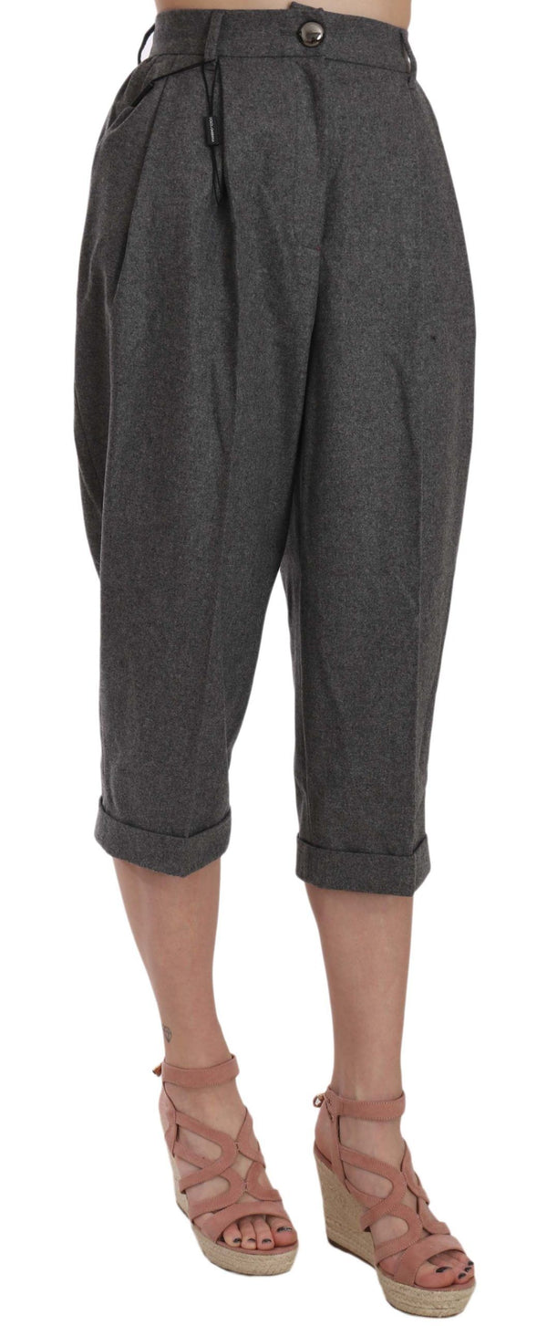 Elegantes pantalones grises de lana gris plisada