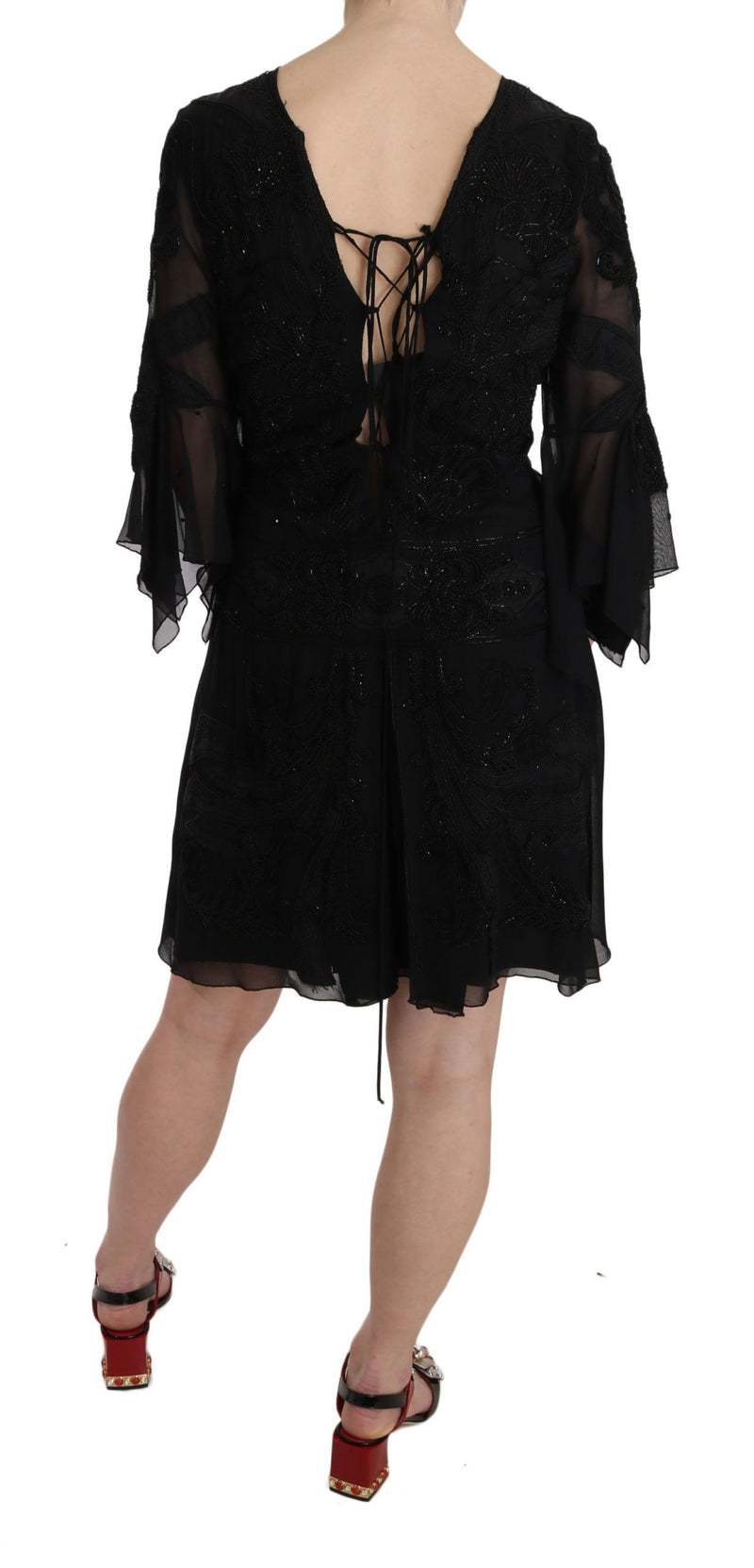 Élégant mini robe de soie à paillettes noires