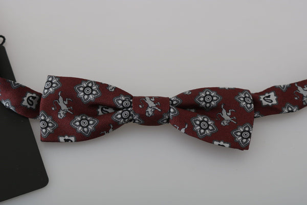 Elegante corbata de seda de Burdeos Burdeos