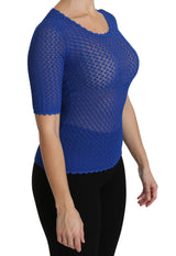 Elegante blusa azul transparente