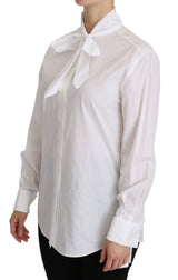 Elegante top de polo de cuello de tortuga blanca