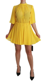 Mini robe A-line plissée en soie au soleil jaune