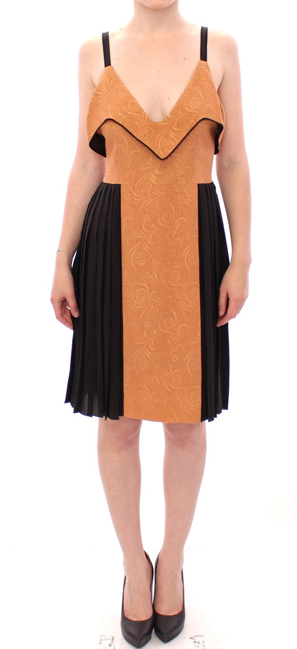 Silk Bronze y vestido negro sin mangas