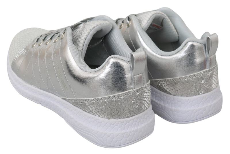 Sneaker argento eleganti per trendsetter