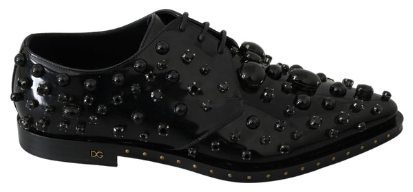 Eleganti scarpe eleganti in pelle di cristallo nero