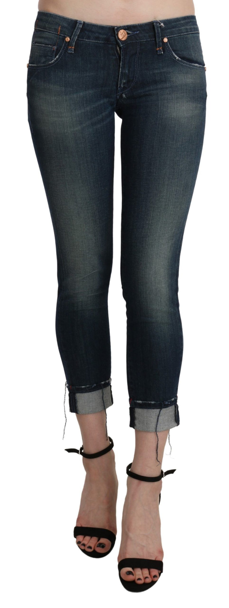 Chic bleu lavé skinny denim recadré