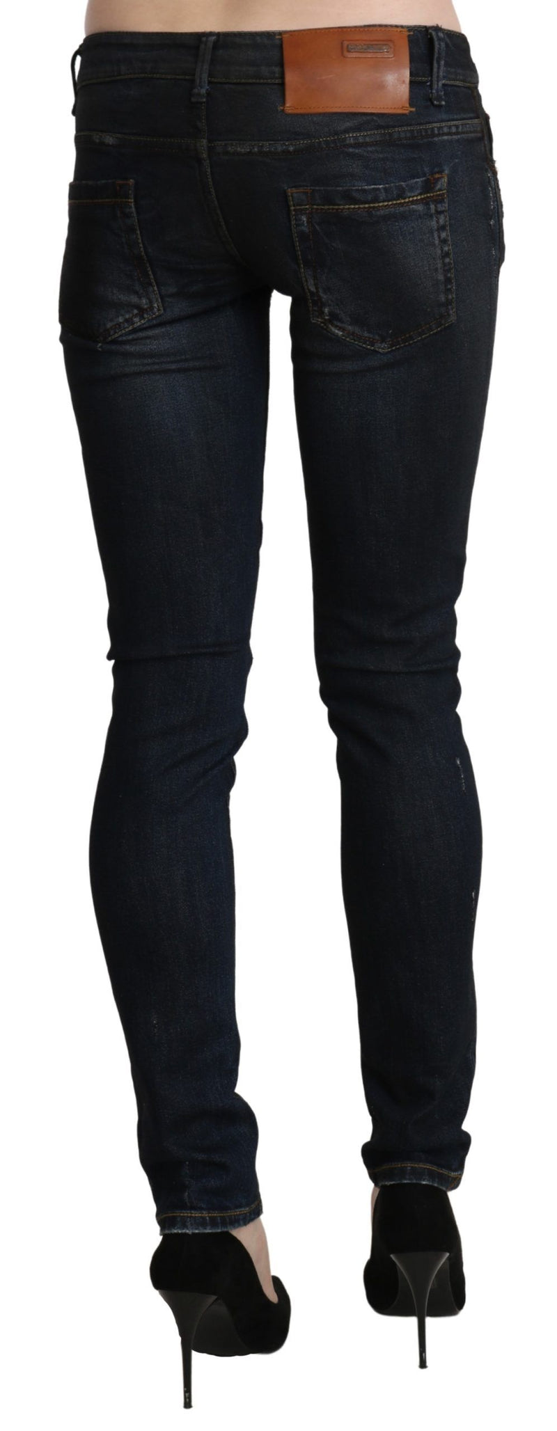 Jeans ajustados negros y elegantes