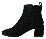 Elegantes botas cortas de estampado de leopardo negro