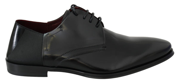 Elegantes zapatos Derby de cuero negro