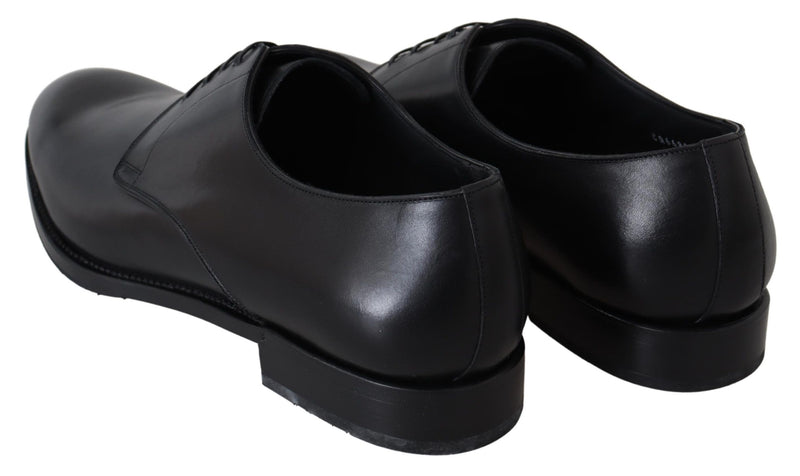 Elegantes zapatos de vestir derby de cuero negro