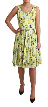 Elegantes gelbe Blumen-A-Linie-ärmelloses Kleid