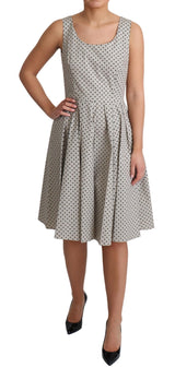 Polka-gepflegtes beige ärmellose A-Line-Kleid