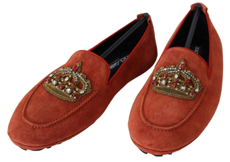 Mocassins opulents en cuir orange avec broderie en or