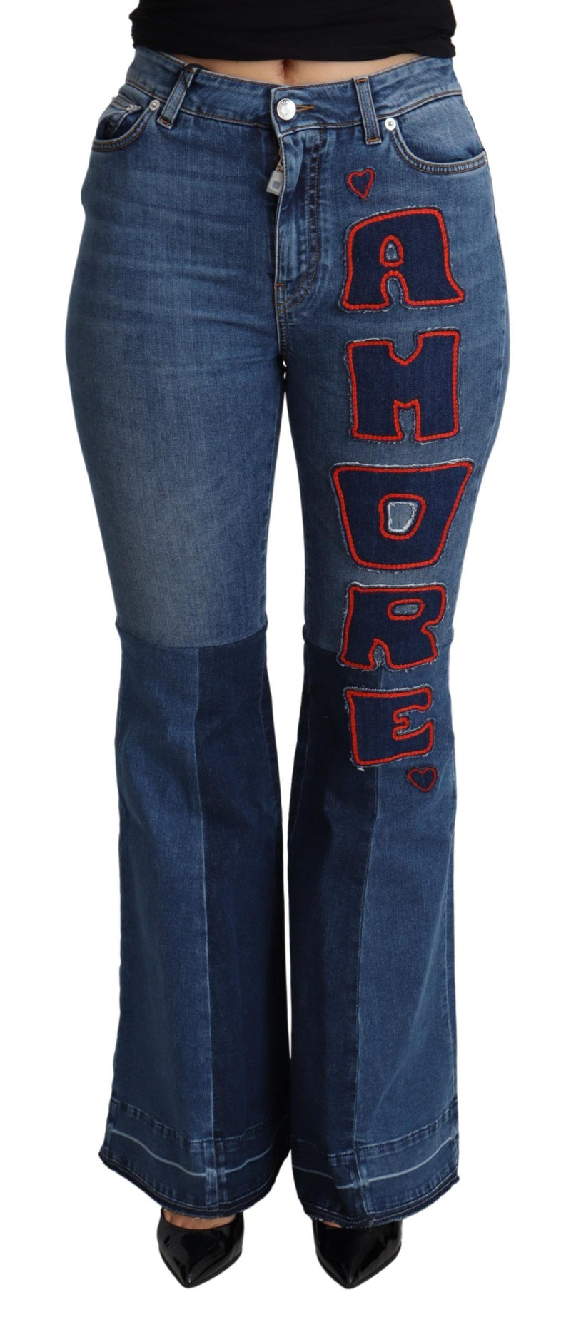 Elegantes jeans de mezclilla cortada con arranque con parche de amore