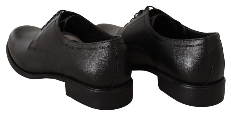 Elegantes zapatos Derby de cuero negro