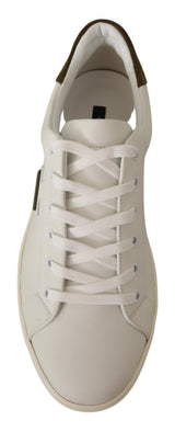 Sneaker chic in pelle bianca per uomini