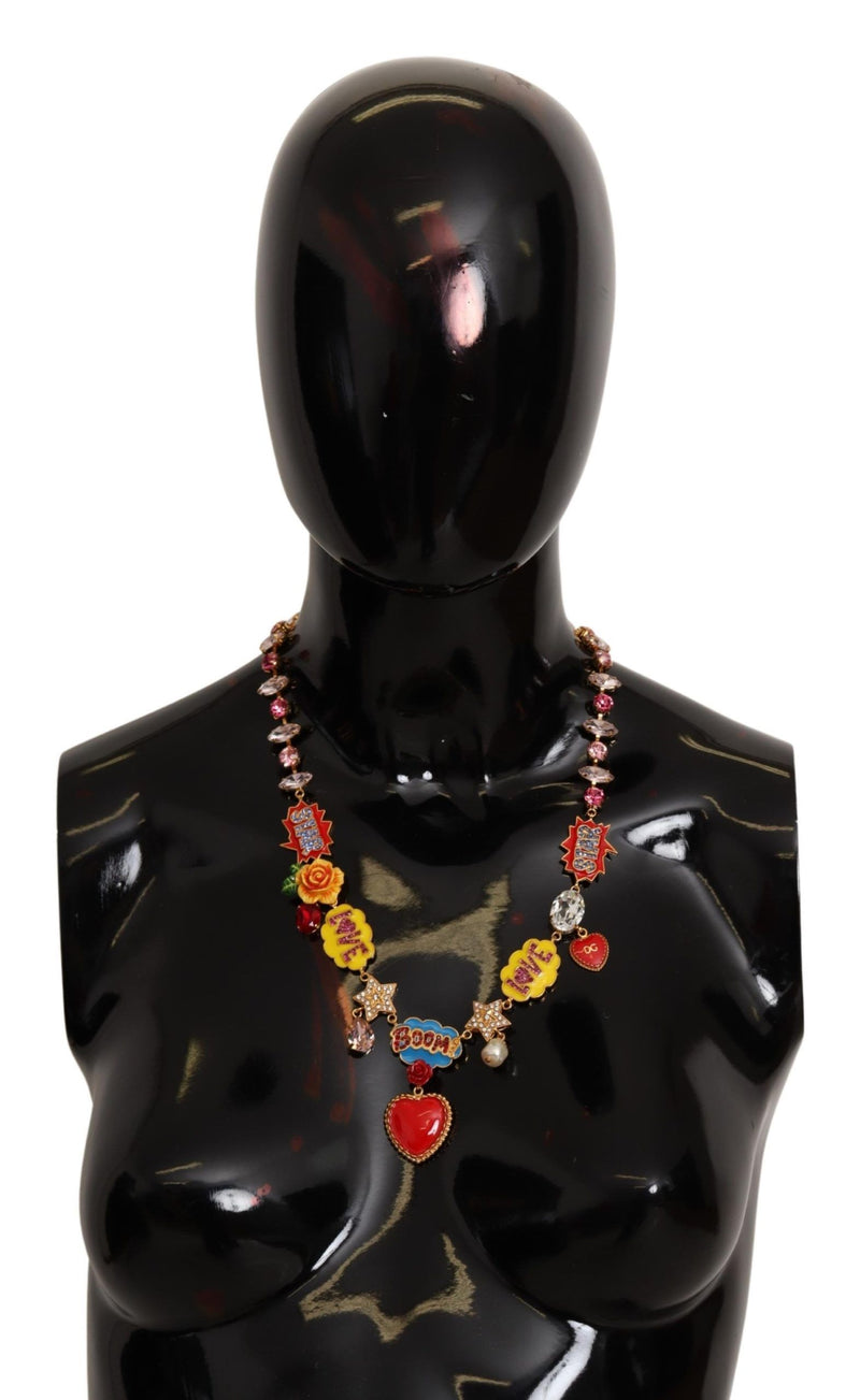 Collier de charme avec des éléments peints à la main