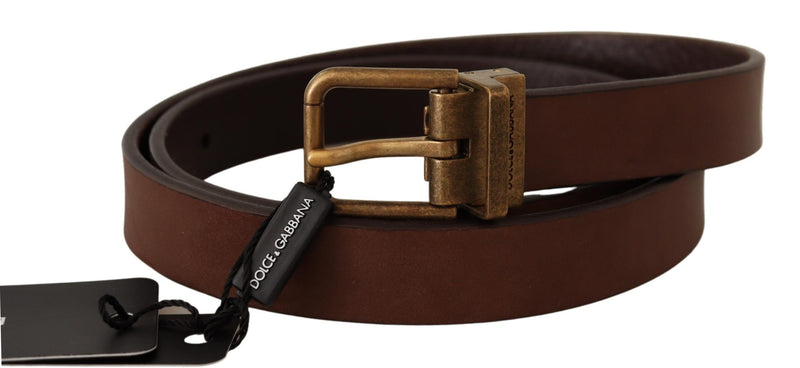 Ceinture en cuir brun élégant avec boucle dorée