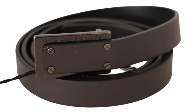 Ceinture en cuir élégante avec boucle en métal