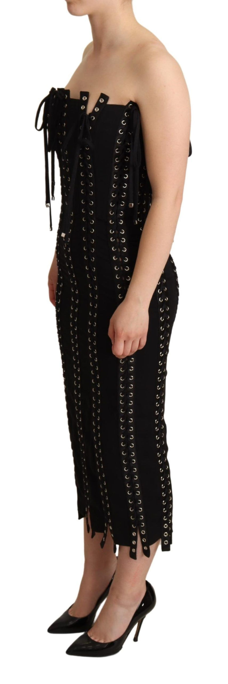 Elegante abito midi con pizzo senza maniche