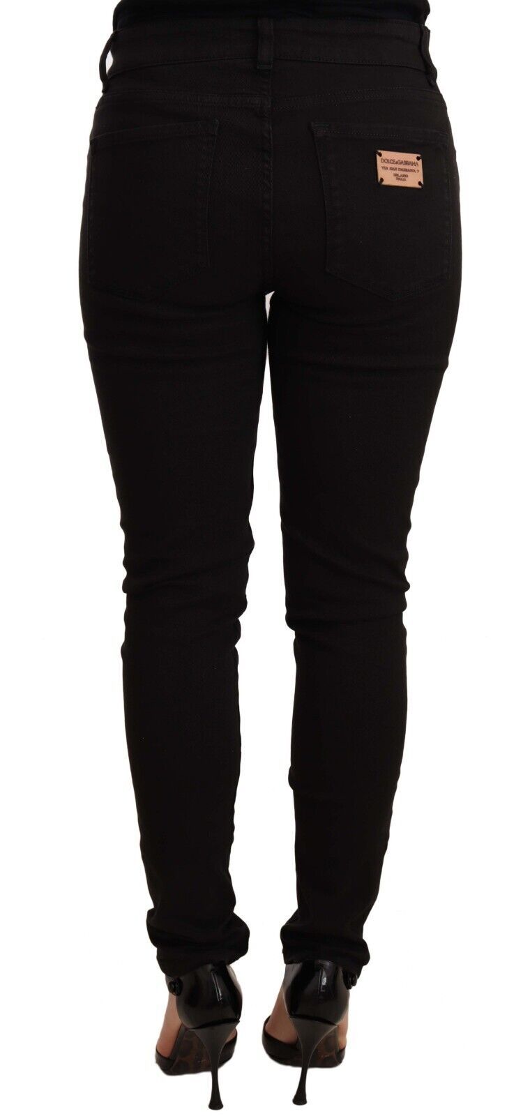 Jeans flacos de color negro elegante y negro