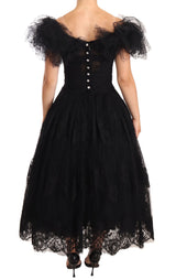 Robe de robe de boule noire embelli