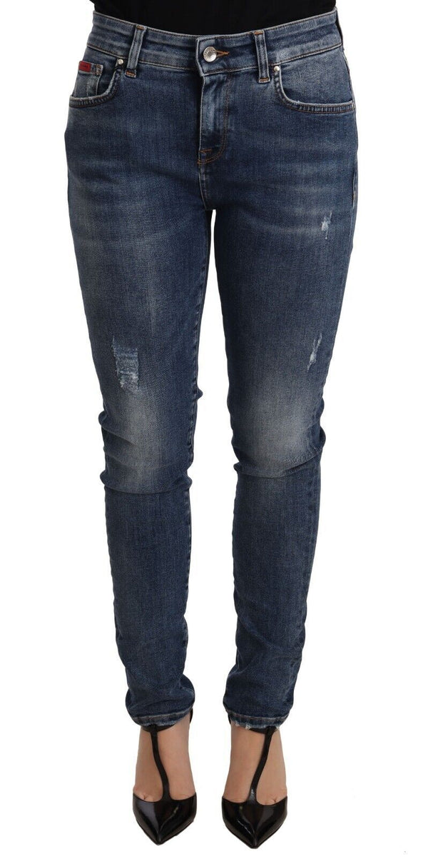 Elegante, schlanke, verzweifelte Skinny-Jeans