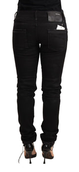 Jeans ajustados negros y elegantes