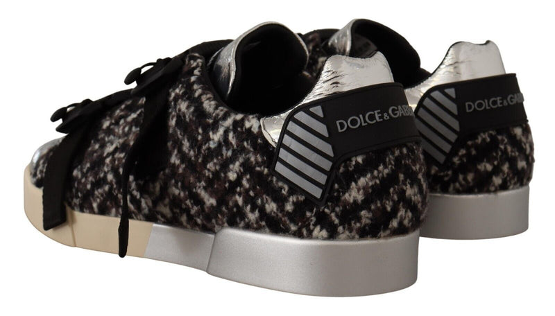 Sneaker in pelle eleganza d'argento