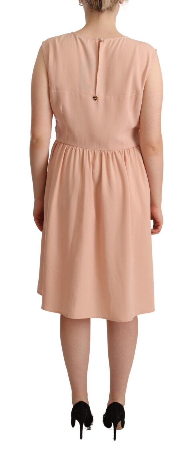 Elegantes beige ärmellose Schichtkleid