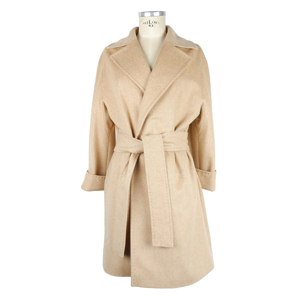 Elegante cappotto di lana beige con cintura