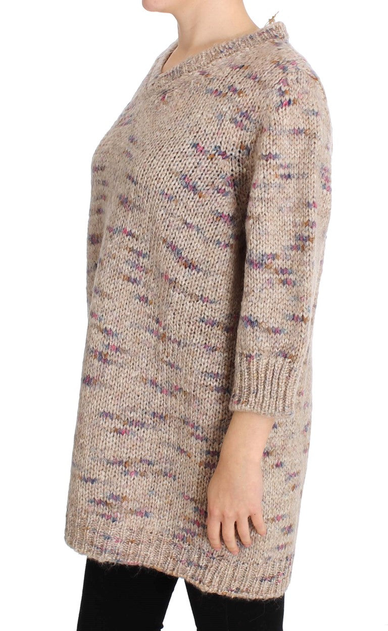 Pull en tricot à col en V beige surdimensionné