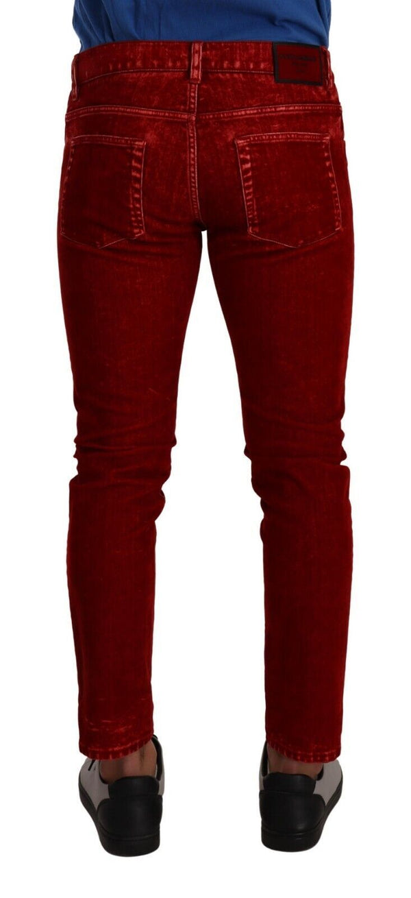 Jeans de diseñador de ajuste rojo deslumbrante