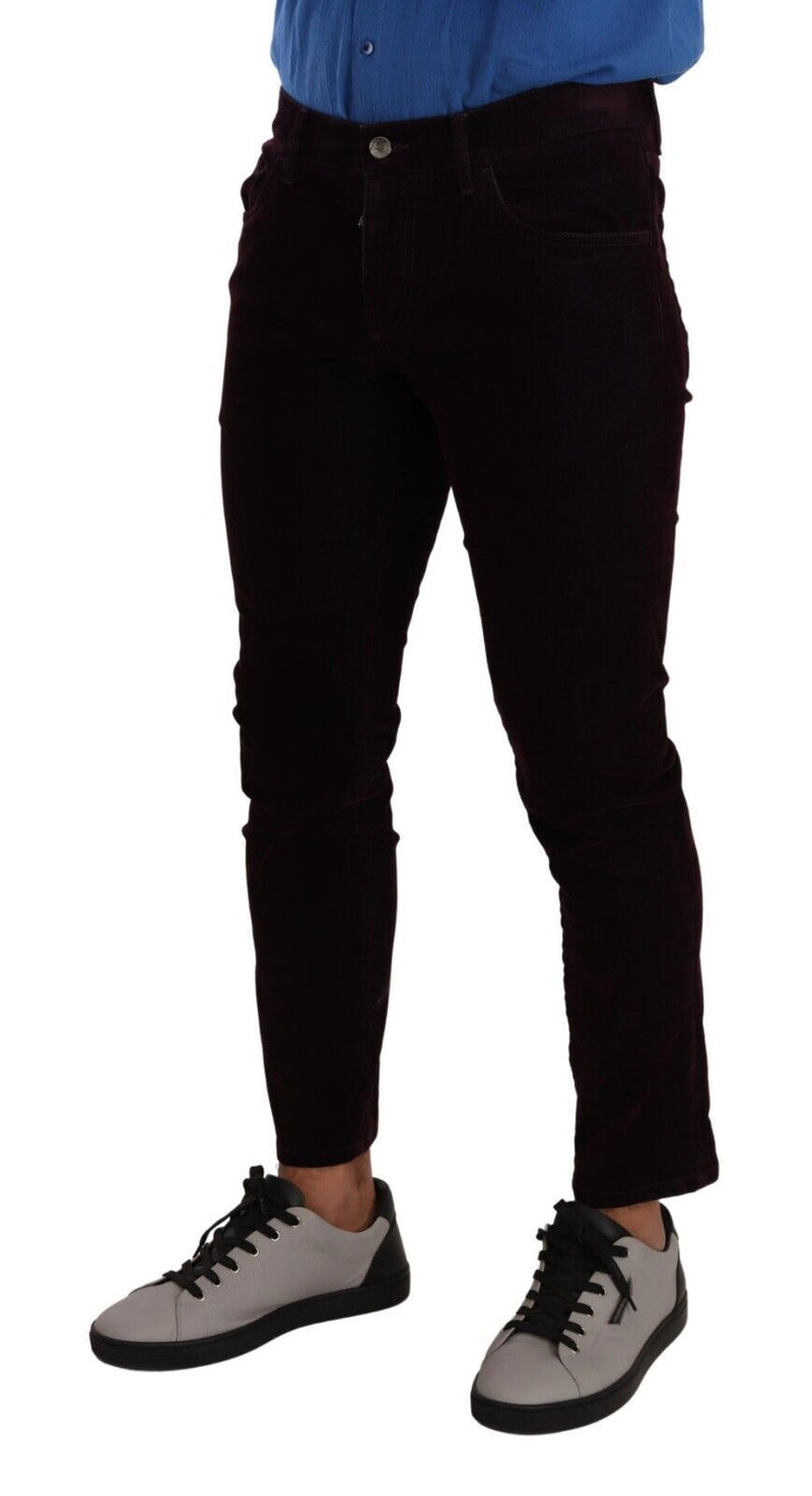 Eleganter burgunderiger Slim Fit Denim