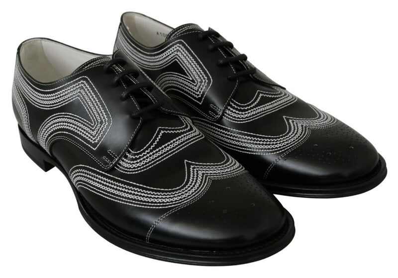 Elegante schwarz -weiß -Derby -Schuhe