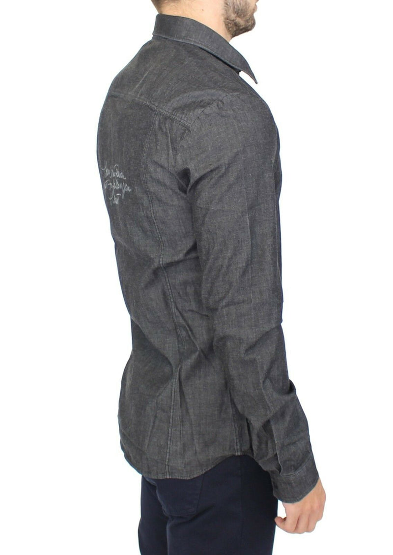 Elegante camisa casual de mezclilla gris estirable