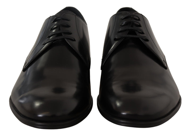 Elegante schwarze Leder -Derby -Schuhe