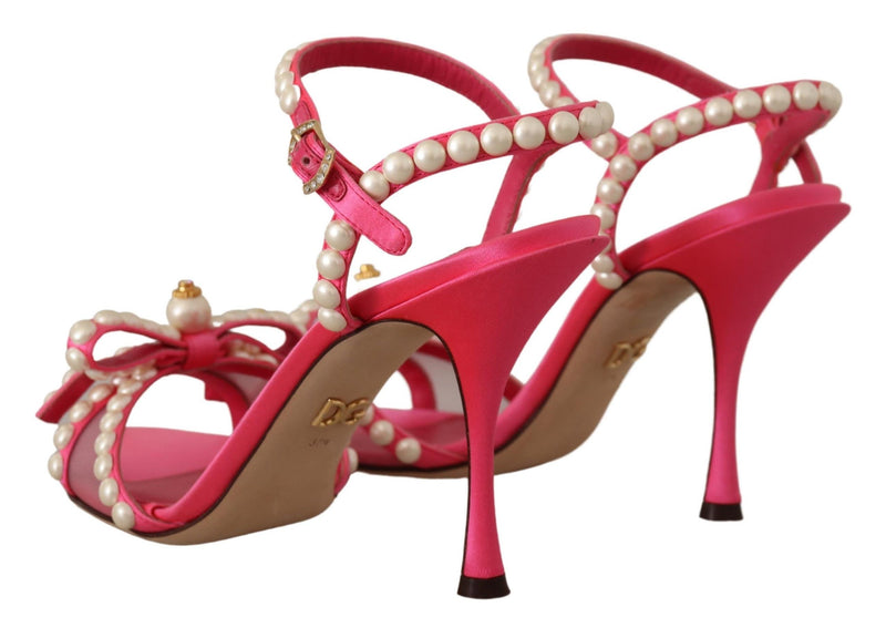 Elegante rosa Perle verschönerte Absätze Sandalen