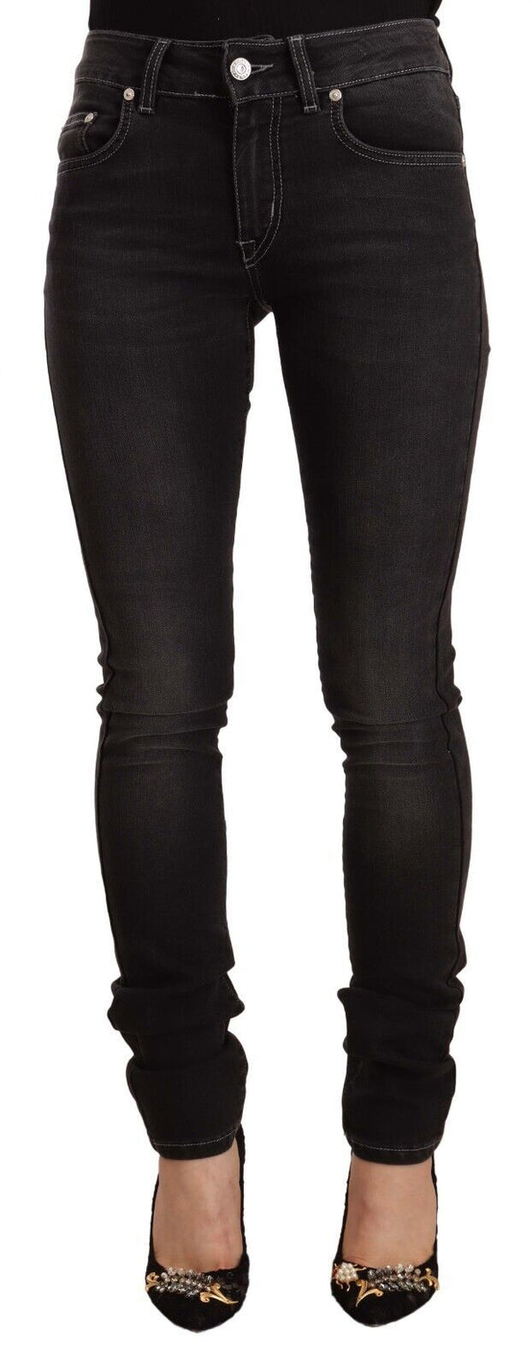 Chic Black gewaschen schlanker Mid Mid Taille Jeans