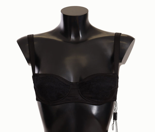 Soutien-gorge de balconette en soie sensuelle