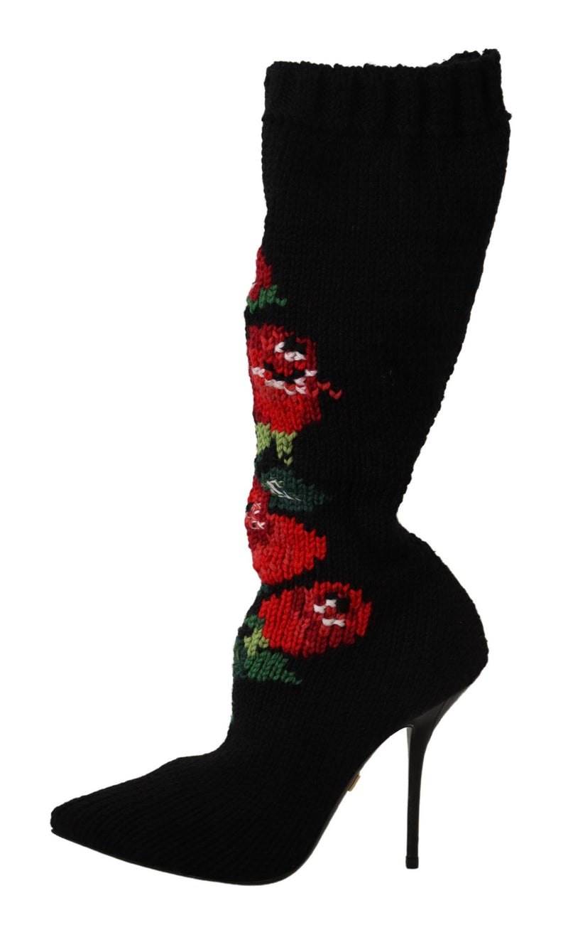 Elegantes botas de calcetines con detalle de rosas rojas