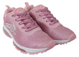 Sneaker chic in polvere rosa ad artigianato