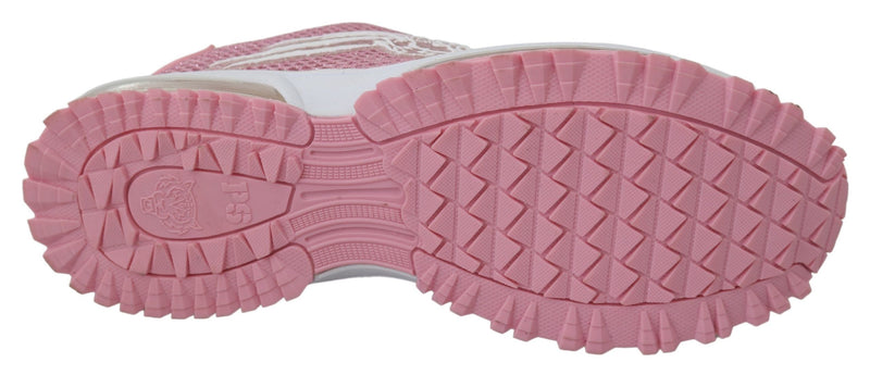 Sneaker chic in polvere rosa ad artigianato