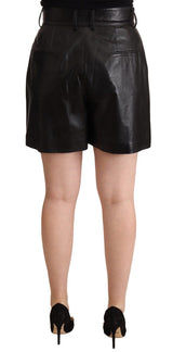 Elegante schwarze Leder -Shorts mit hoher Taille