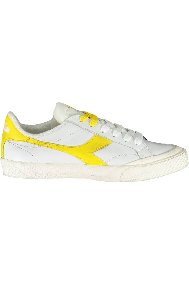 Elegante weiße Schnür-Diadora-Turnschuhe